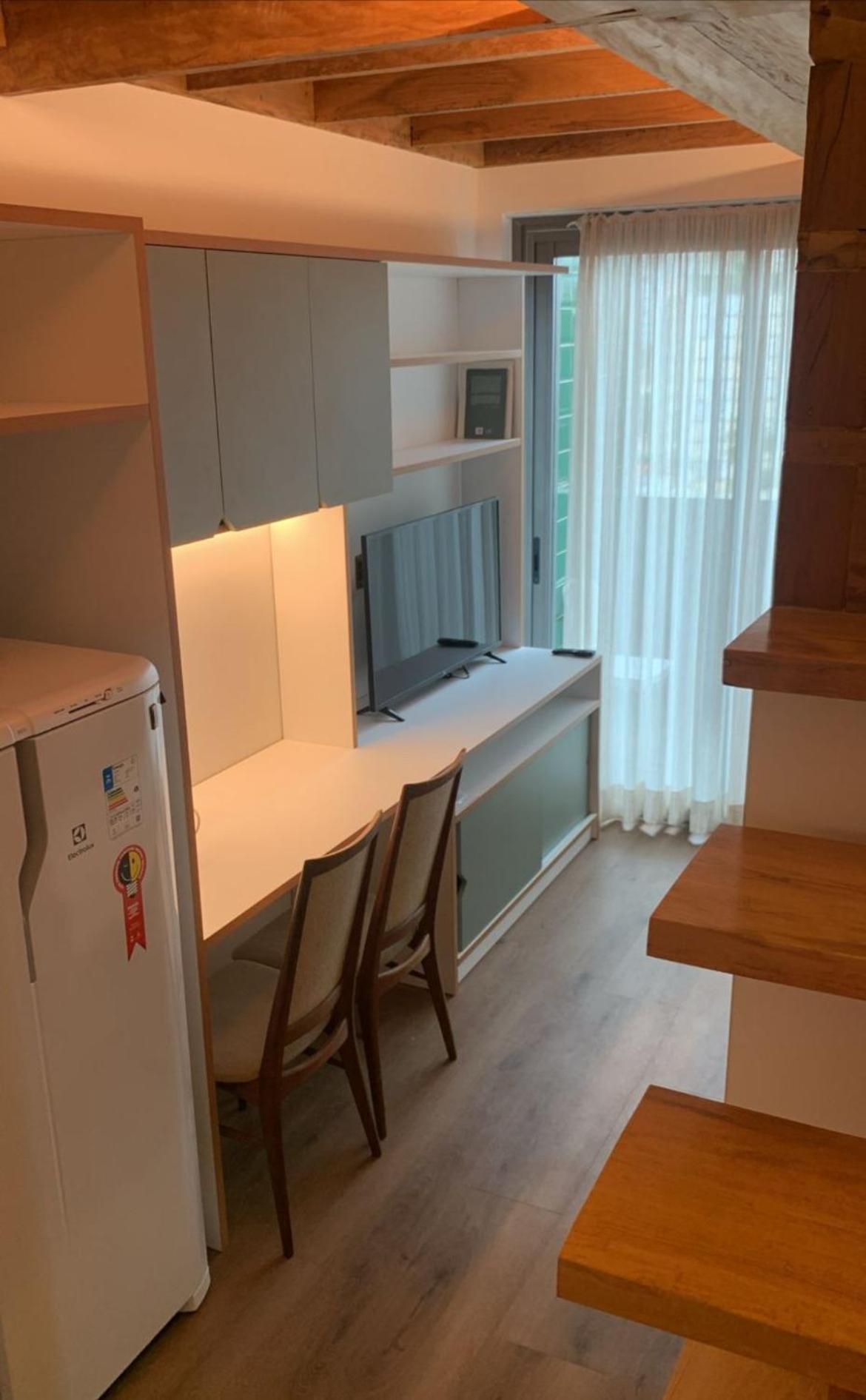 Pinheiros Duplex No Pool Aparthotel *